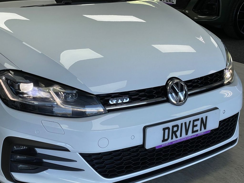 Used Volkswagen Golf 2018 for sale - 78110158: Photo 4