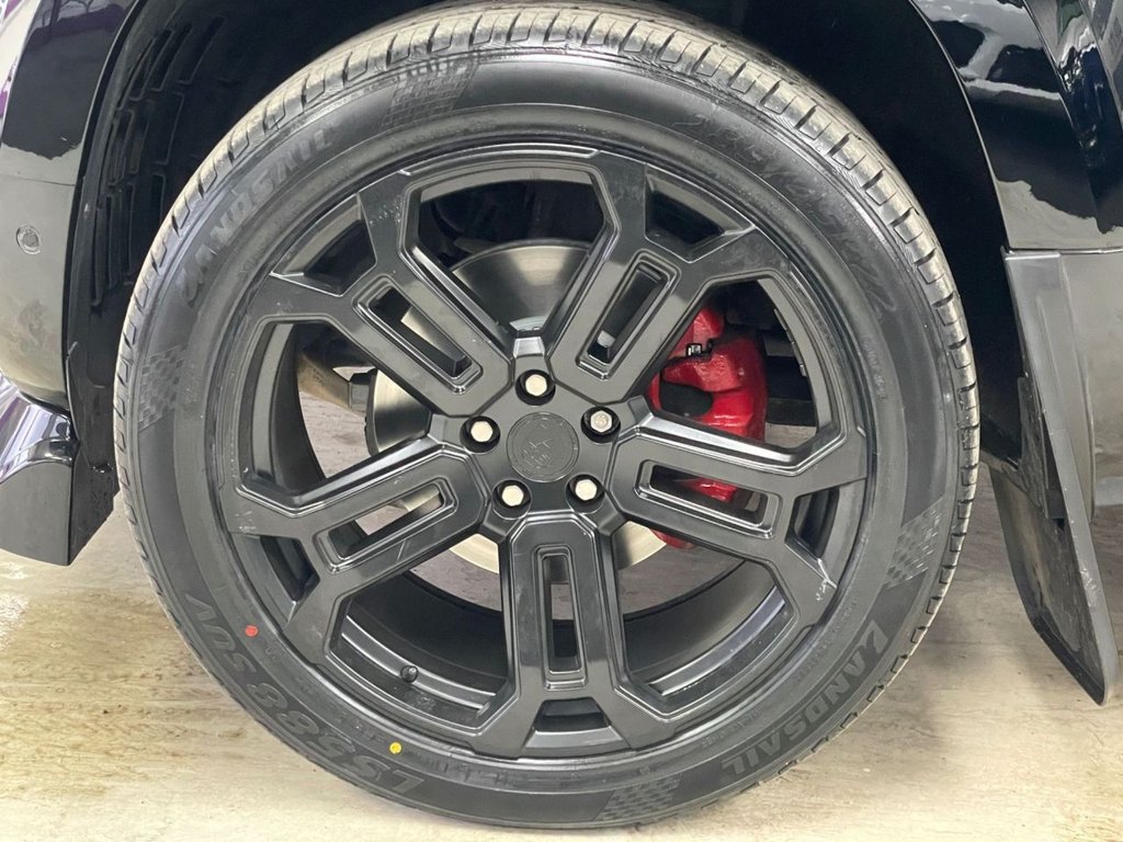 Used Land Rover Defender 2021 for sale - 77780070: Photo 14