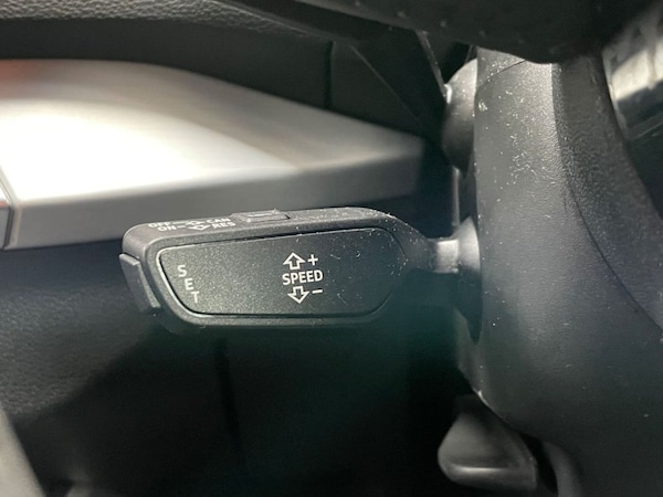 Used Audi Q2 2018 for sale - 76210080: Photo 48