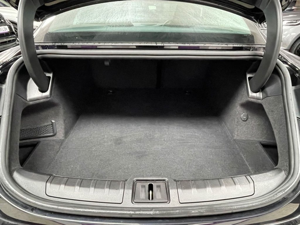 Used Porsche Taycan 2022 for sale - 77301875: Photo 17