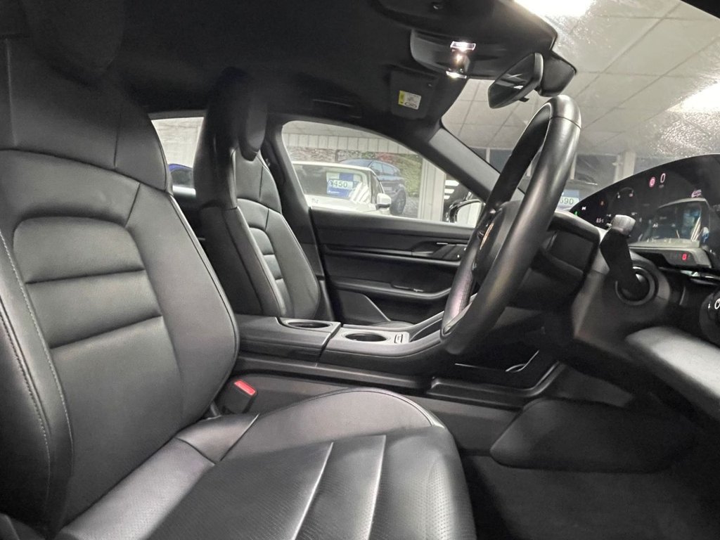 Used Porsche Taycan 2022 for sale - 77301875: Photo 24