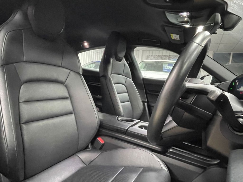 Used Porsche Taycan 2022 for sale - 77301875: Photo 25