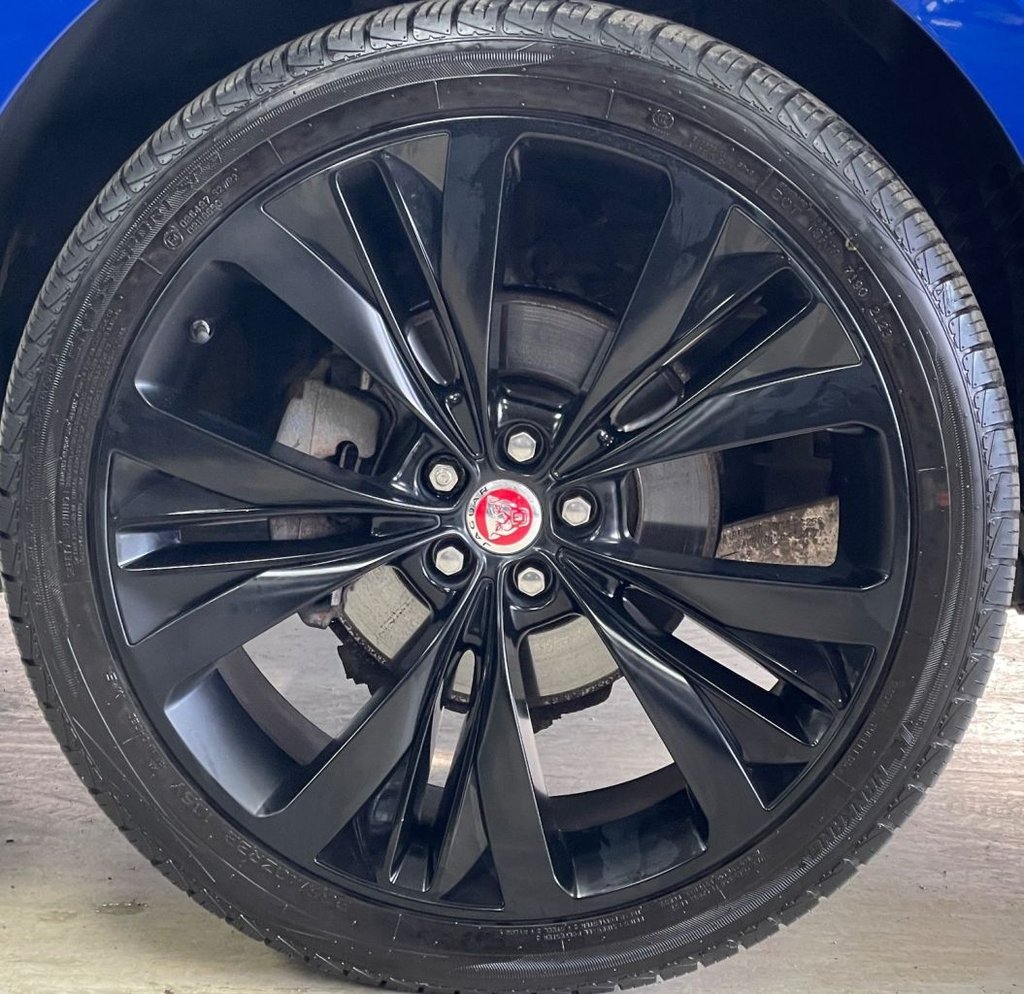 Used Jaguar F-Pace 2018 for sale - 76417012: Photo 17