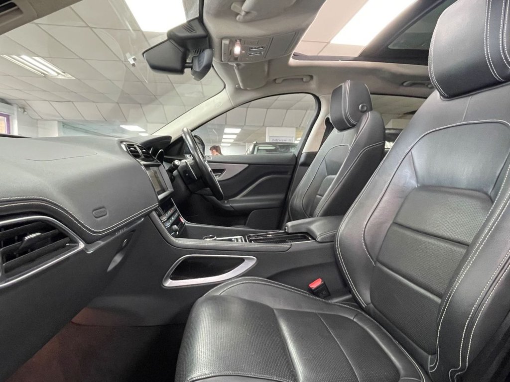 Used Jaguar F-Pace 2018 for sale - 76417012: Photo 32