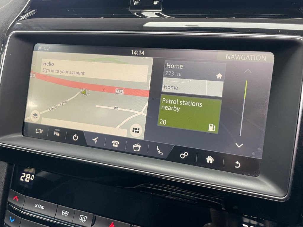 Used Jaguar F-Pace 2018 for sale - 76417012: Photo 37