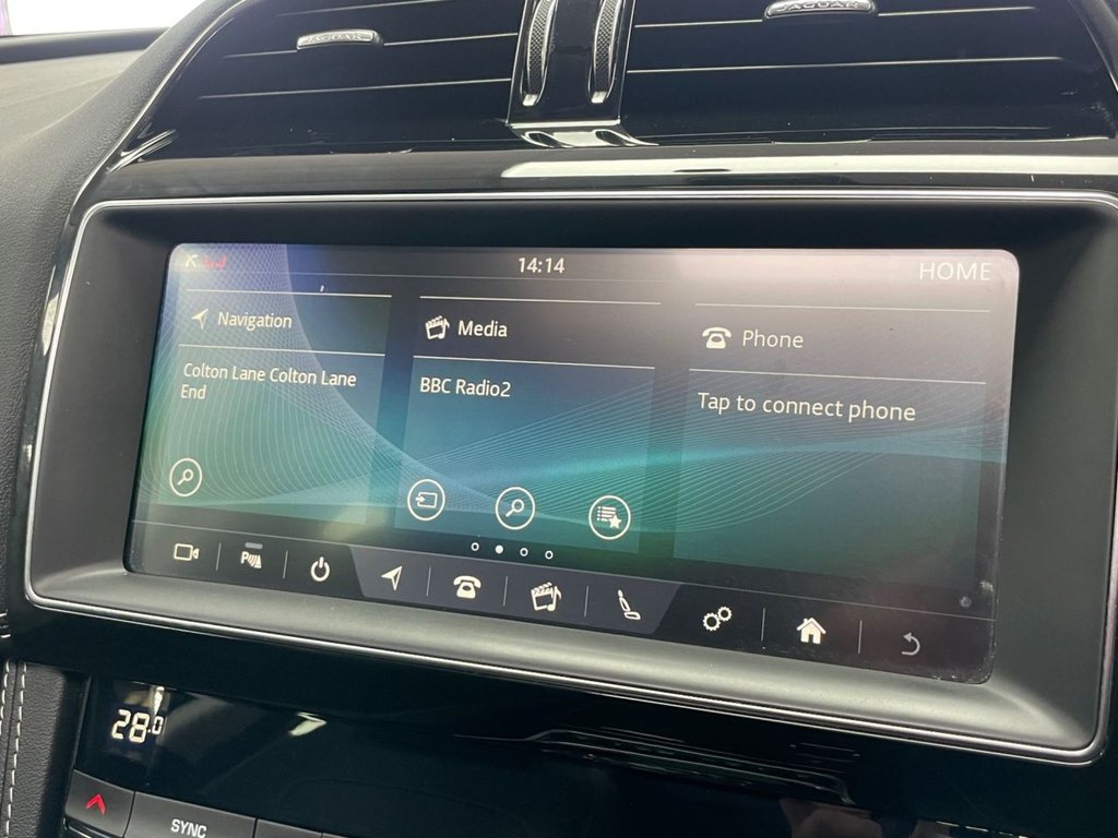 Used Jaguar F-Pace 2018 for sale - 76417012: Photo 41