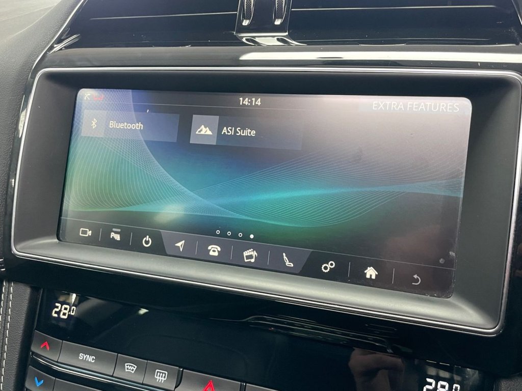 Used Jaguar F-Pace 2018 for sale - 76417012: Photo 43