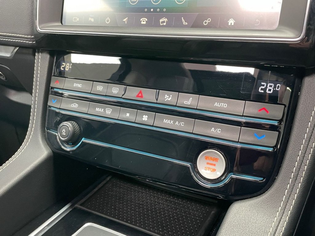 Used Jaguar F-Pace 2018 for sale - 76417012: Photo 44