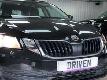 Used Skoda Octavia 2018 for sale - 74947607: Photo