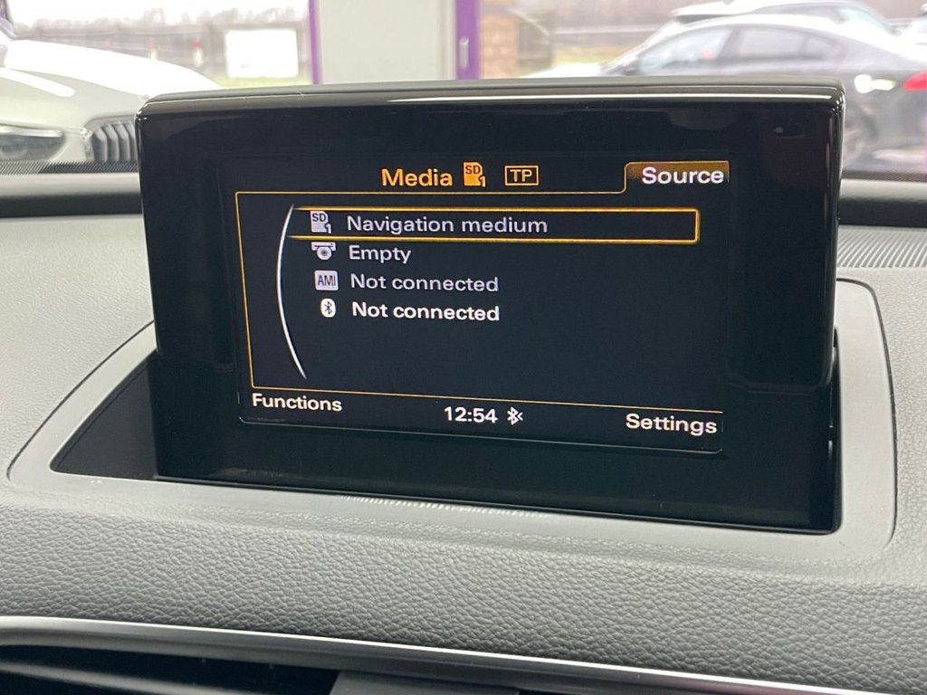 Used Audi Q3 2015 for sale - 77521144: Photo 44