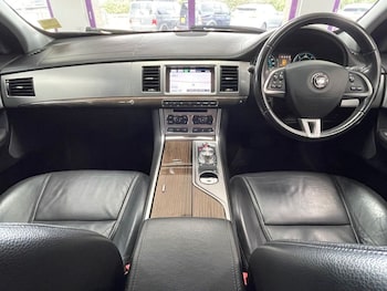Used Jaguar XF 2015 for sale - 78749329: Photo