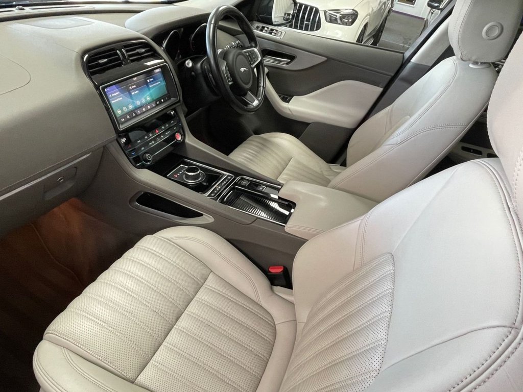 Used Jaguar F-Pace 2020 for sale - 77936253: Photo 31