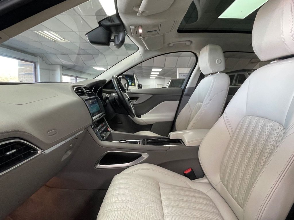 Used Jaguar F-Pace 2020 for sale - 77936253: Photo 32