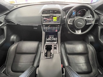 Used Jaguar F-Pace 2019 for sale - 75596581: Photo