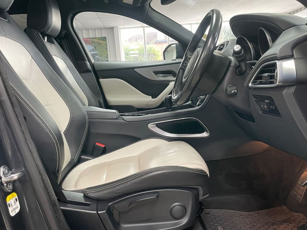 Used Jaguar F-Pace 2018 for sale - 76367486: Photo 24