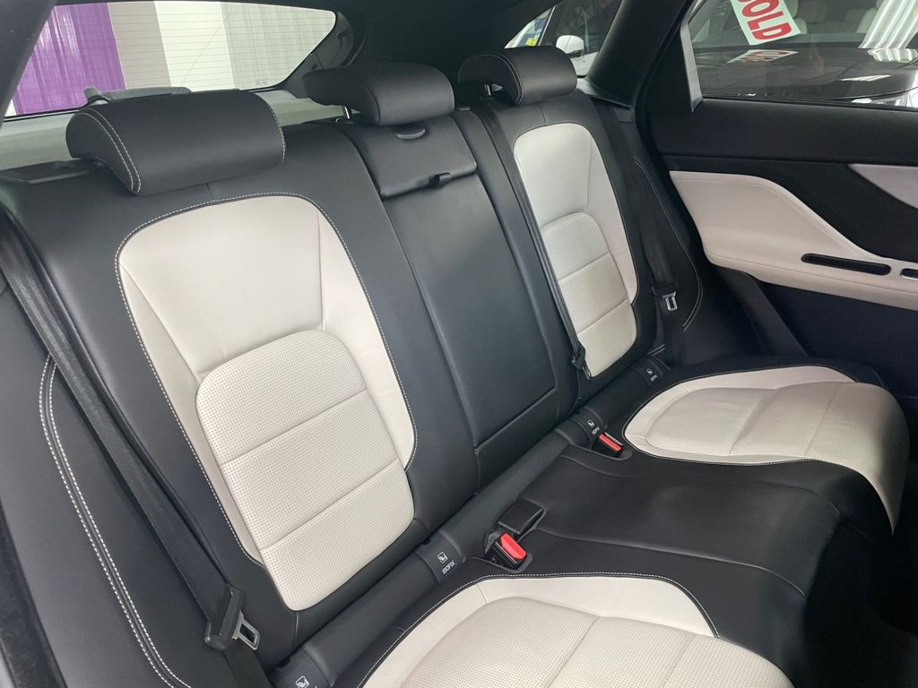 Used Jaguar F-Pace 2018 for sale - 76367486: Photo 26
