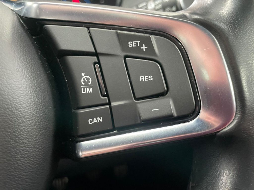 Used Jaguar F-Pace 2018 for sale - 76367486: Photo 38