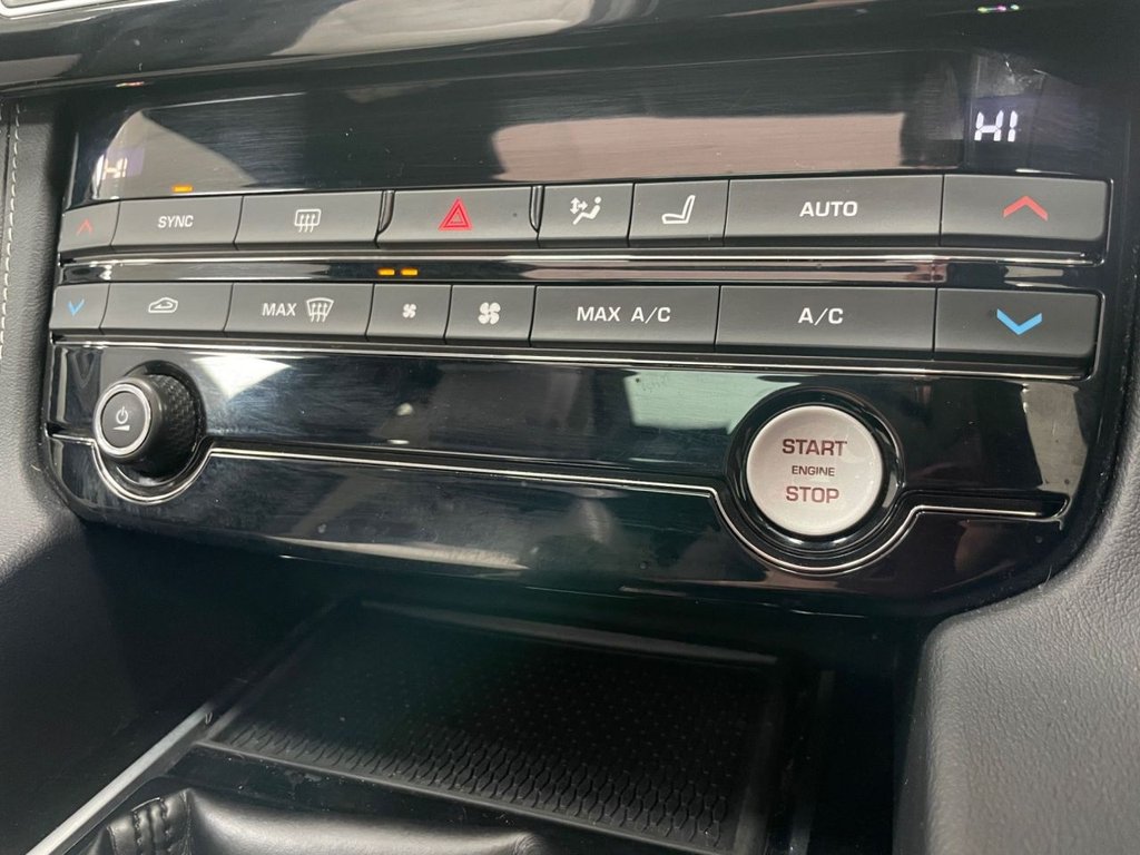 Used Jaguar F-Pace 2018 for sale - 76367486: Photo 46