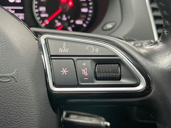 Used Audi Q3 2018 for sale - 76202374: Photo 37