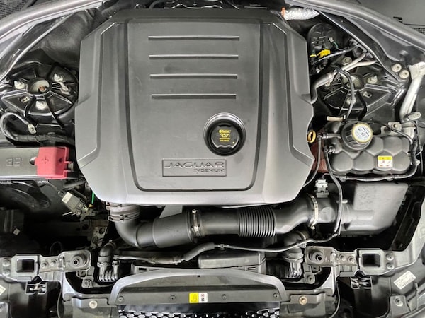 Used Jaguar F-Pace 2019 for sale - 75264496: Photo 17