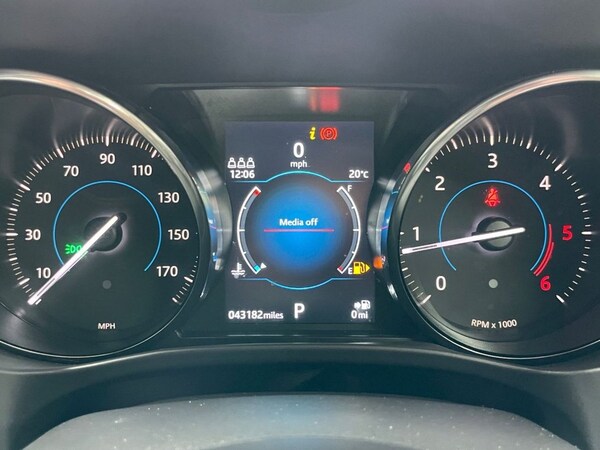 Used Jaguar F-Pace 2019 for sale - 75264496: Photo 39