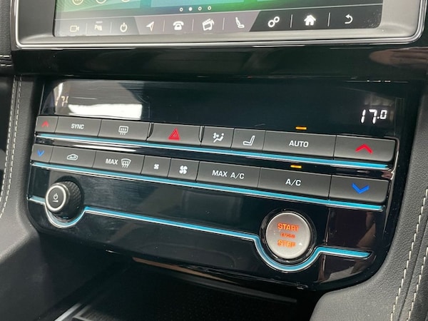 Used Jaguar F-Pace 2019 for sale - 75264496: Photo 46