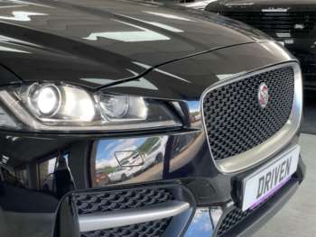 Used Jaguar F-Pace 2019 for sale - 75264496: Photo