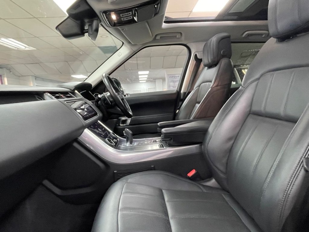 Used Land Rover Range Rover Sport 2019 for sale - 77764907: Photo 32