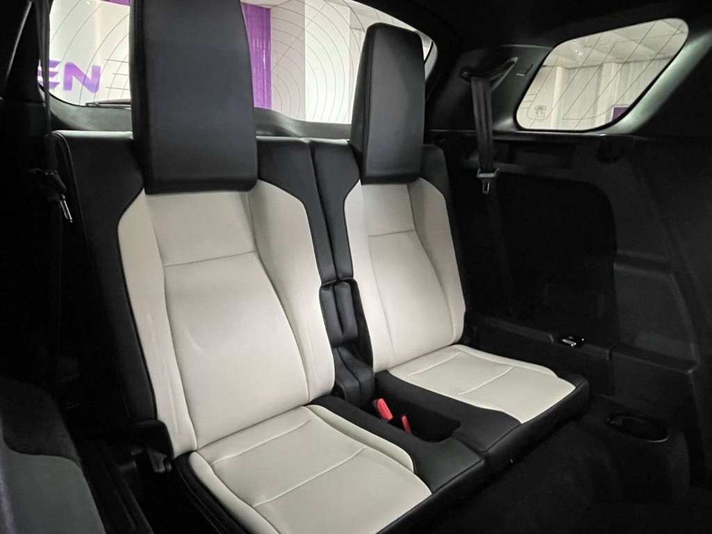 Used Land Rover Discovery Sport 2019 for sale - 76923174: Photo 31