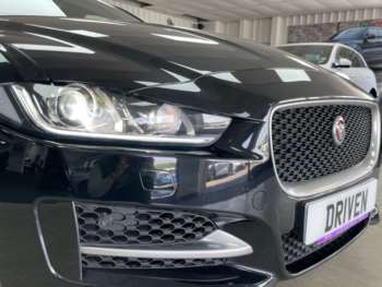 Used Jaguar XE 2018 for sale - 73953456: Photo