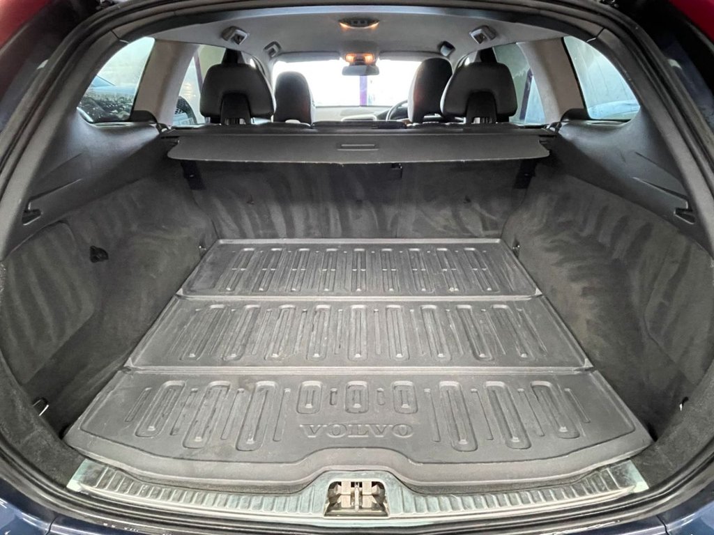 Used Volvo XC60 2014 for sale - 76797569: Photo 14