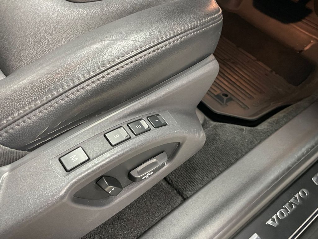 Used Volvo XC60 2014 for sale - 76797569: Photo 28