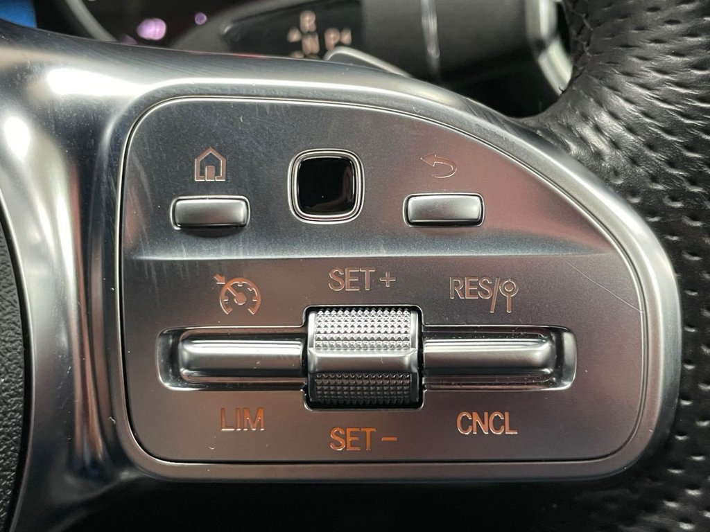 Used Mercedes-Benz GLC 2020 for sale - 76147352: Photo 39