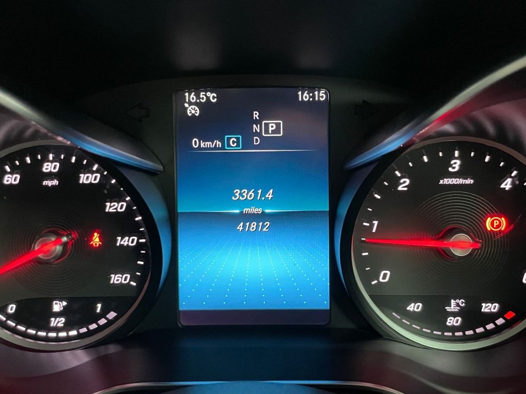 Used Mercedes-Benz GLC 2020 for sale - 76147352: Photo 40