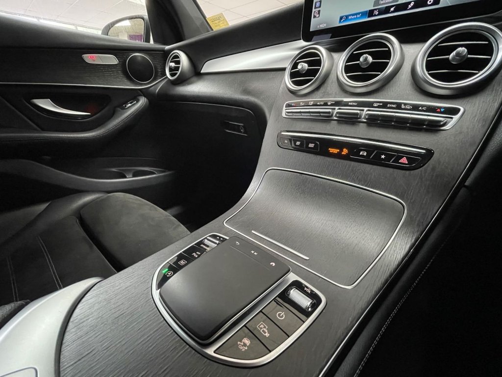 Used Mercedes-Benz GLC 2020 for sale - 76147352: Photo 49