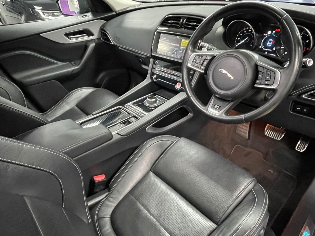 Used Jaguar F-Pace 2018 for sale - 77835742: Photo 25
