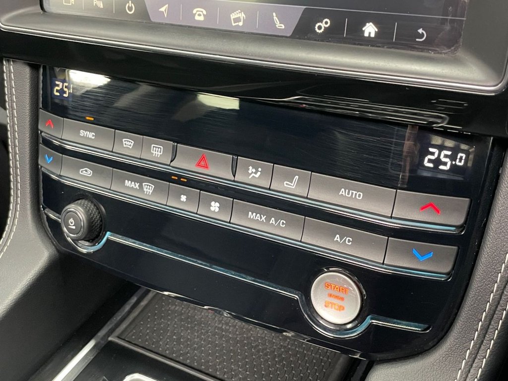 Used Jaguar F-Pace 2018 for sale - 77835742: Photo 47