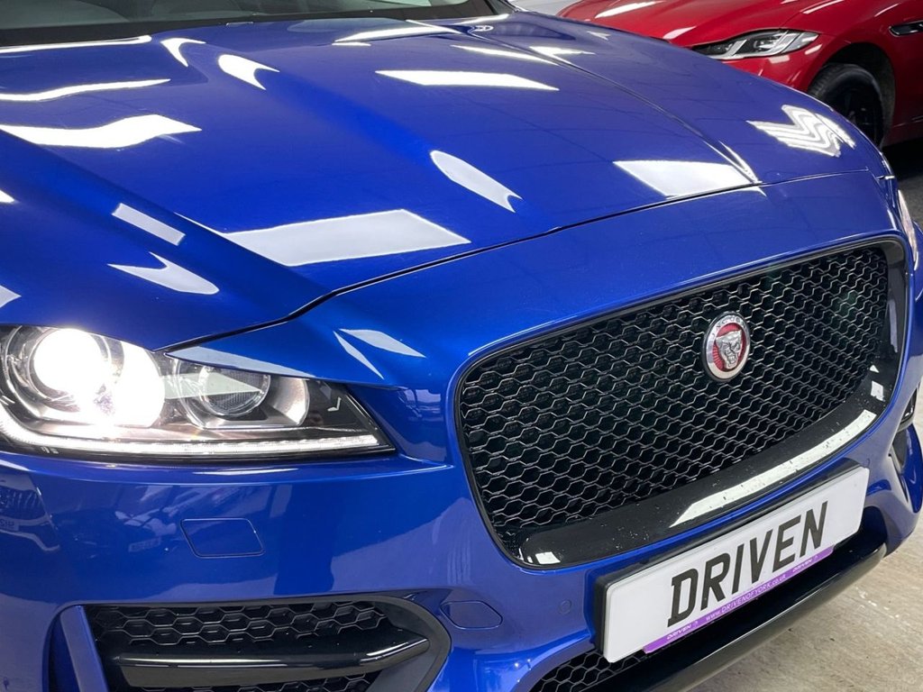 Used Jaguar F-Pace 2018 for sale - 77835742: Photo 5