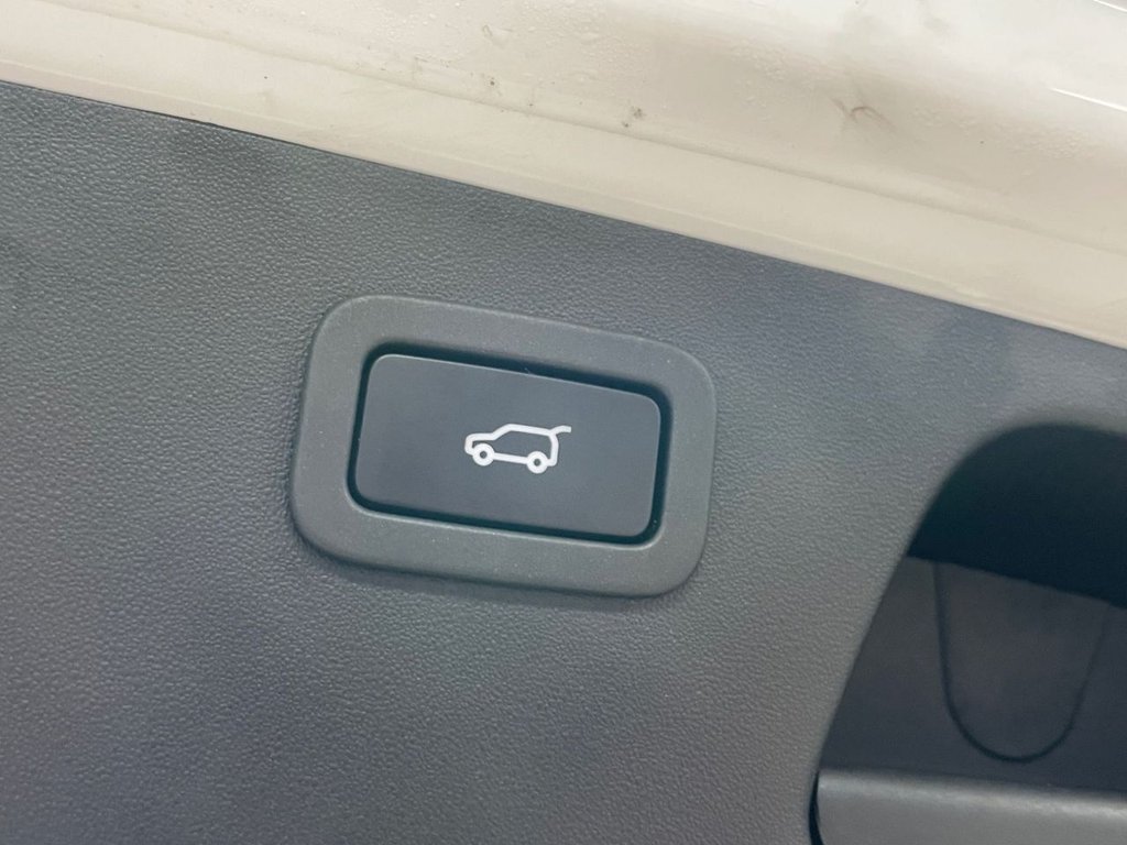 Used Jaguar E-Pace 2019 for sale - 76569965: Photo 15