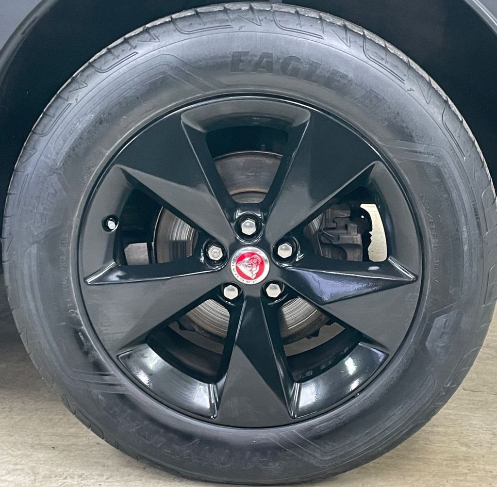 Used Jaguar E-Pace 2019 for sale - 76569965: Photo 18