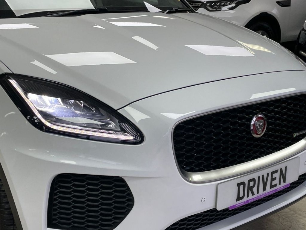 Used Jaguar E-Pace 2019 for sale - 76569965: Photo 4