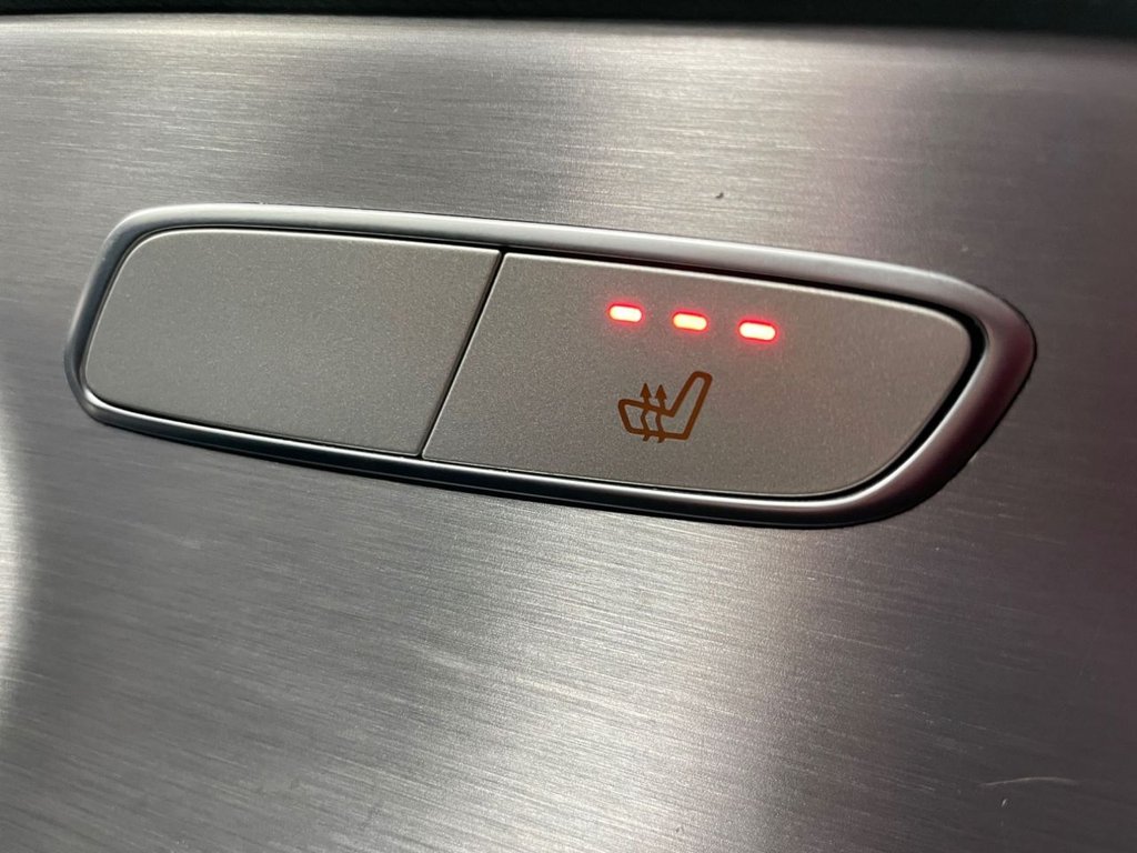 Used Mercedes-Benz C Class 2018 for sale - 77748326: Photo 30