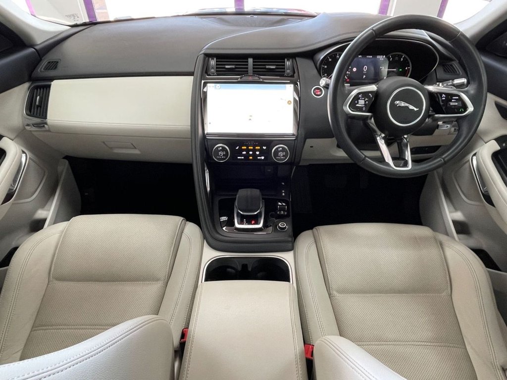 Used Jaguar E-Pace 2021 for sale - 77967081: Photo 2