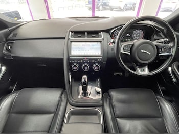 Used Jaguar E-Pace 2019 for sale - 78818431: Photo