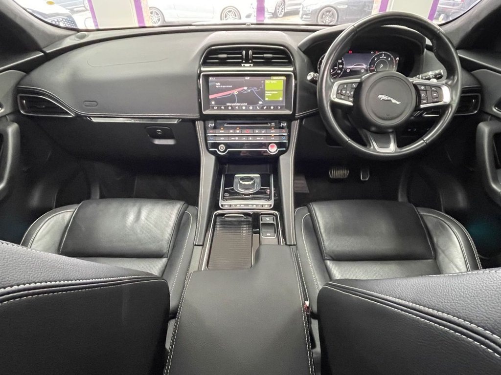 Used Jaguar F-Pace 2019 for sale - 77608778: Photo 2