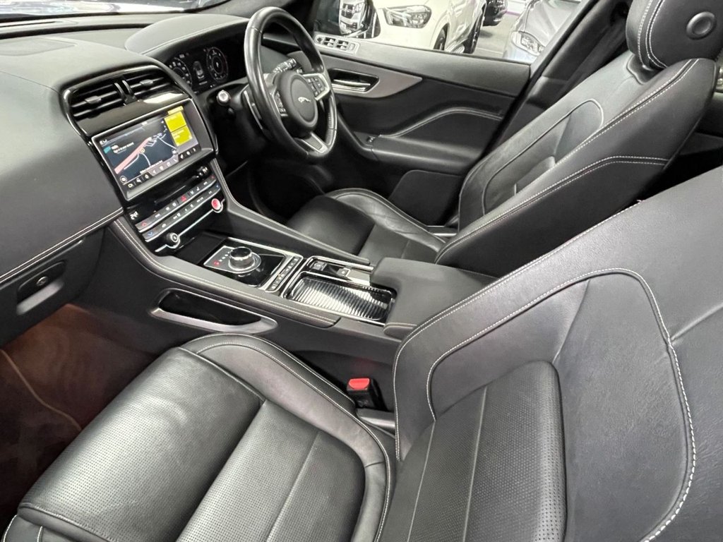 Used Jaguar F-Pace 2019 for sale - 77608778: Photo 33
