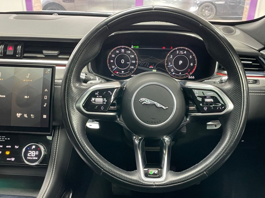 Used Jaguar F-Pace 2021 for sale - 77608779: Photo 35