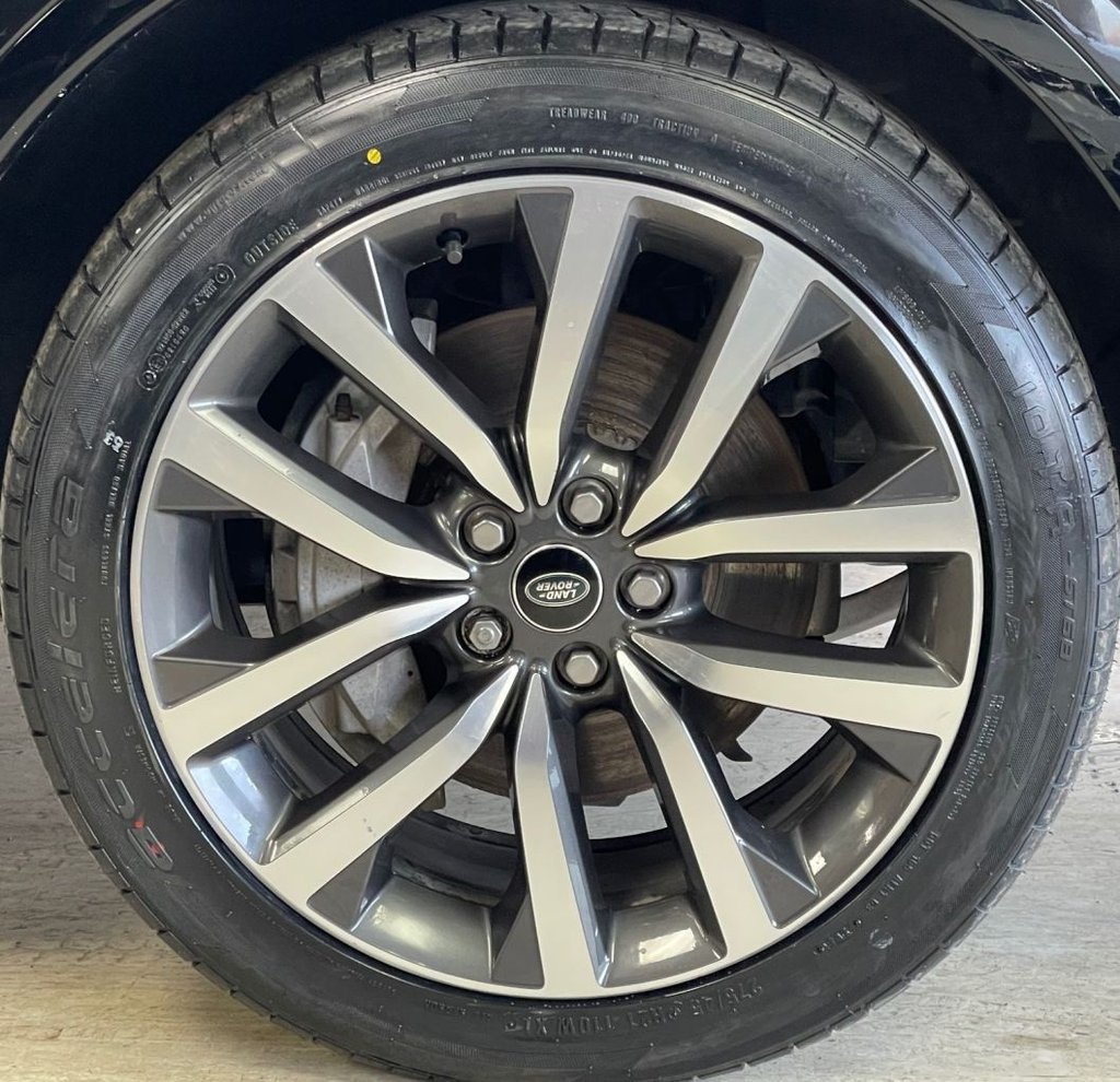 Used Land Rover Discovery 2021 for sale - 76710860: Photo 15