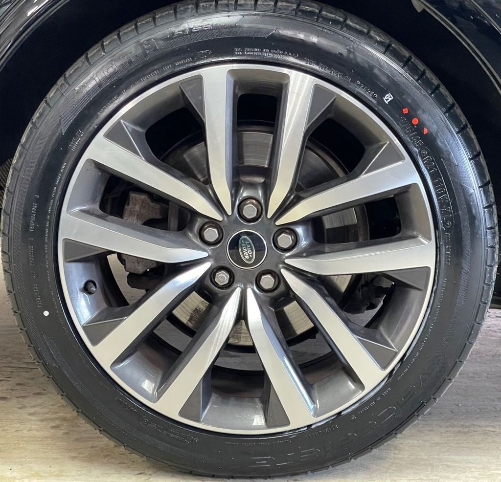 Used Land Rover Discovery 2021 for sale - 76710860: Photo 16