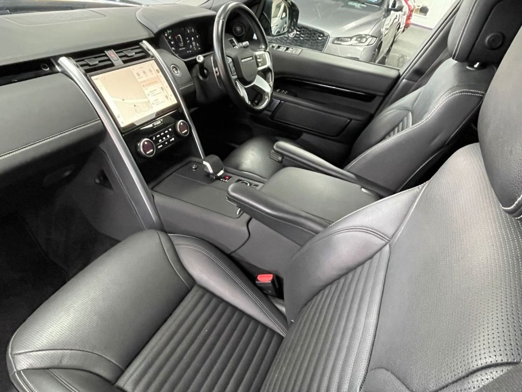 Used Land Rover Discovery 2021 for sale - 76710860: Photo 33